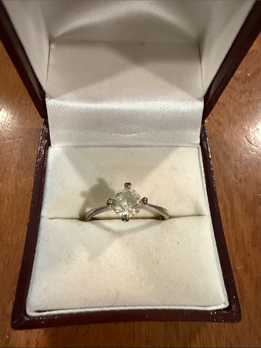 Vintage Classic Solitaire White Cubic Zirconia Silver-Tone Ring Size 8